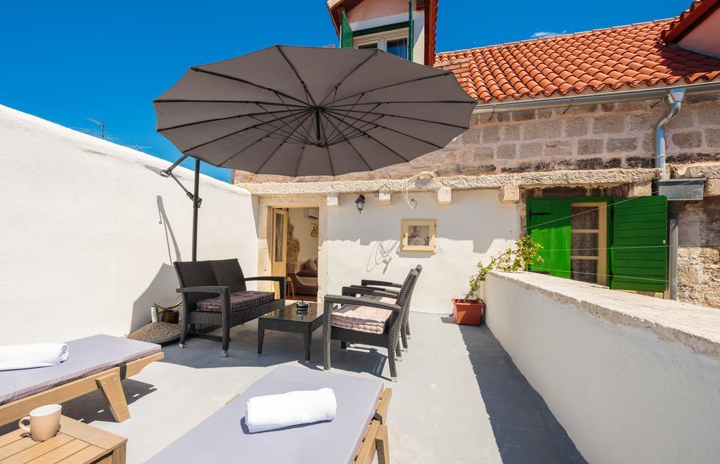 Cindro Apartment With Terrace Split Exterior photo